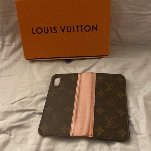 🎉🎉Genuine Louis Vuitton XR phone case **Authentic leather**🎉🎉 - Picture 5 of 7